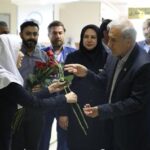 بازدید مدیرعامل شركت نفت و گاز گچساران از بیمارستان شهدای نفت؛ تجلیل از پرستاران زحمتكش به مناسبت روز پرستار