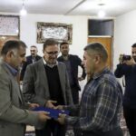 دیدار مدیرعامل سازمان آب و برق خوزستان با خانواده شهدای دفاع مقدس ۱۲ روزه