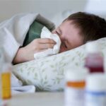 خروج تدریجی خوزستان از پیک آنفلوآنزا/ تاکید بر پرهیز از خوددرمانی