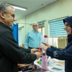 بازدید مدیرعامل شركت نفت و گاز كارون از مراكز درمانی صنعت نفت اهواز
