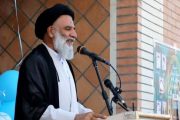 نماینده ولی فقیه در خوزستان: دانش‌آموزان باید با مهارت‌های دینی آشنا شوند