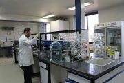 فعالیت شبانه‌روزی آزمایشگاه‌های آبفا خوزستان و راه‌اندازی سامانه‌های پایشگر کیفیت آب