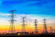 شتاب توسعه برق‌رسانی در خوزستان با افتتاح ۲۰۵ پروژه و آغاز ۵۱ طرح جدید