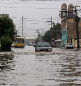 شناسایی ۳۴ نقطه آبگیر بحرانی در شهر اهواز/ ورود آب به منازل خط قرمز است