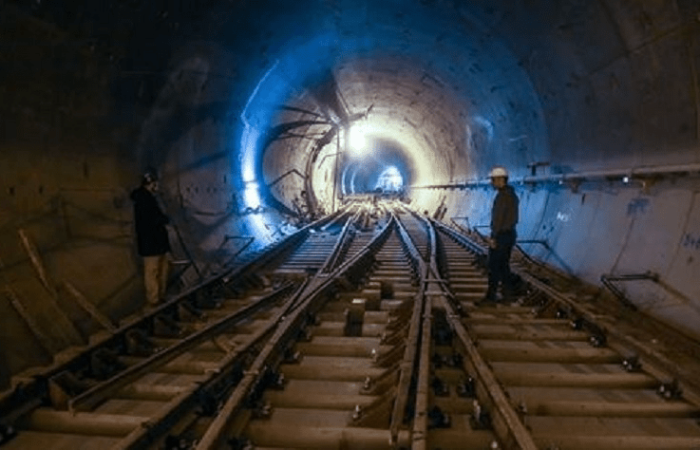 معاون رئیس جمهور از پروژه متروی اهواز بازدید کرد