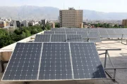 توسعه نیروگاه‌های خورشیدی خانگی با اجرای طرح ملی بام‌نیرو در اهواز